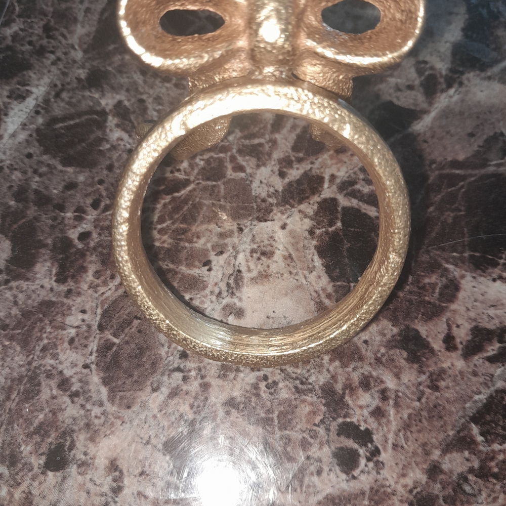 No Boundaries Gold  Napkin Ring Holder